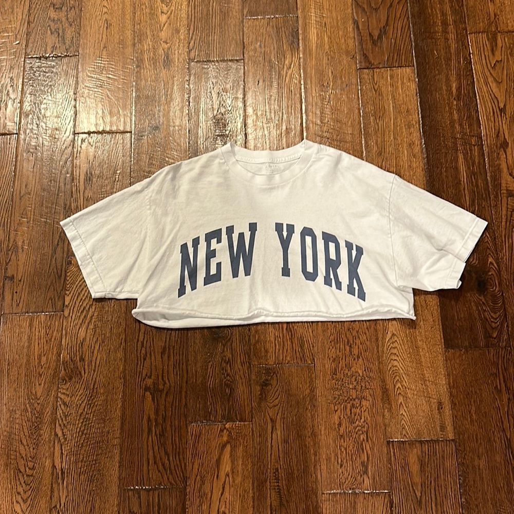 Cropped New York Tee
